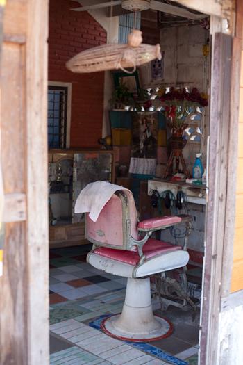 David Woolfall - Barbers, Nong Khai